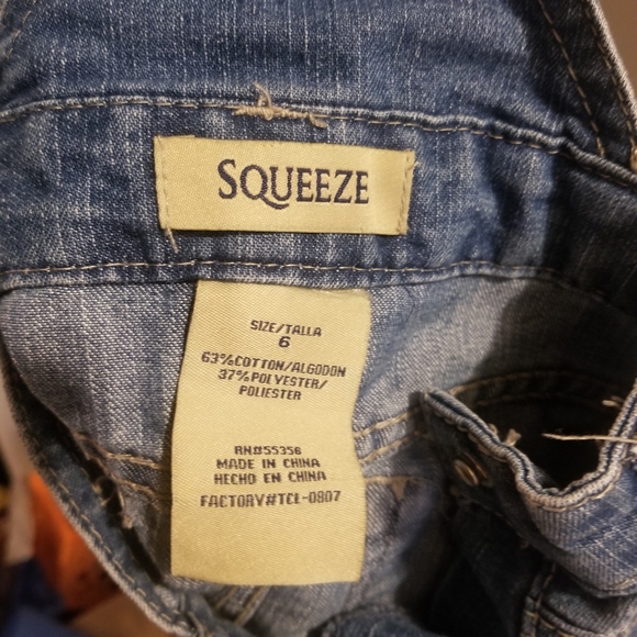 Girl's denim overall skirt - Picture 4 of 4